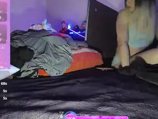 blondiewithanass's Live Sex Cam Show