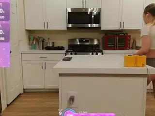 blondiewithanass's Live Sex Cam Show