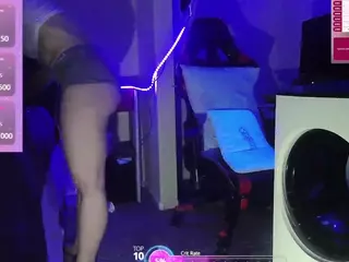 blondiewithanass's Live Sex Cam Show