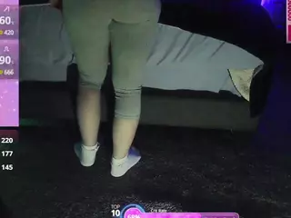 blondiewithanass's Live Sex Cam Show