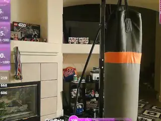 blondiewithanass's Live Sex Cam Show