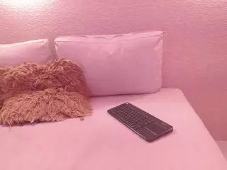 Camila Belle's Live Sex Cam Show
