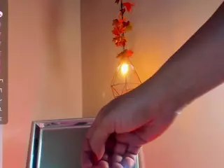 Isabella's Live Sex Cam Show