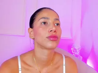 Jasmine Hill's Live Sex Cam Show