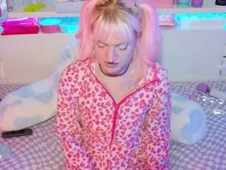 squeezypeach