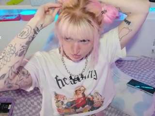 squeezypeach
