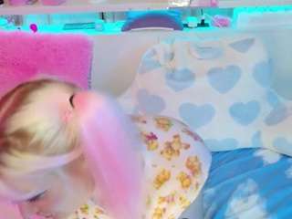 squeezypeach