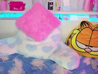 squeezypeach