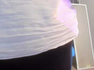summynov Live Webcam on CamSoda