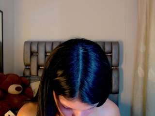 Khhloee nude and sexy before cam for live chat