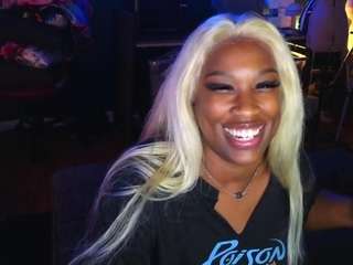 msbutterworths from CamSoda is Freechat