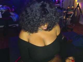 msbutterworths Live Webcam on CamSoda