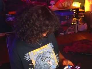 Live webcam model msbutterworths on Soda Cams