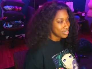 msbutterworths's CamSoda show and profile