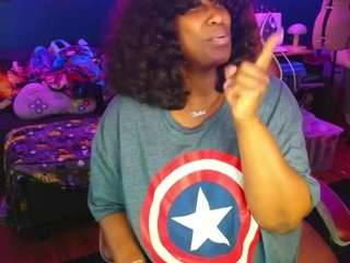 Live webcam model msbutterworths on Soda Cams