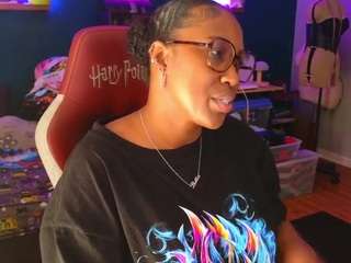 Live webcam model msbutterworths on Soda Cams