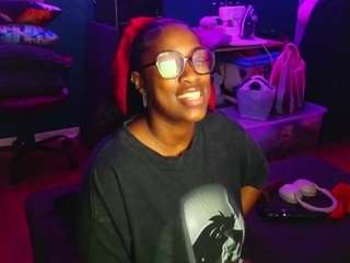 msbutterworths's CamSoda show and profile