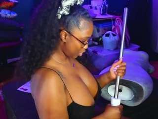 msbutterworths's CamSoda show and profile