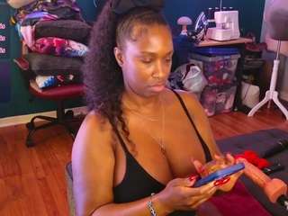 msbutterworths's CamSoda show and profile