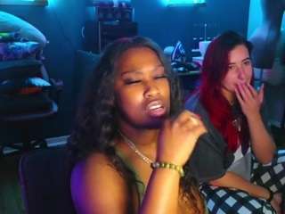 msbutterworths's CamSoda show and profile