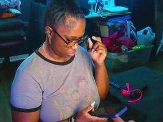 msbutterworths's CamSoda show and profile