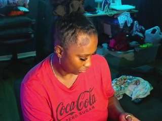 Live webcam model msbutterworths on Soda Cams