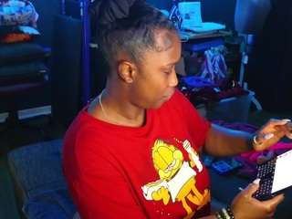 Live webcam model msbutterworths on Soda Cams