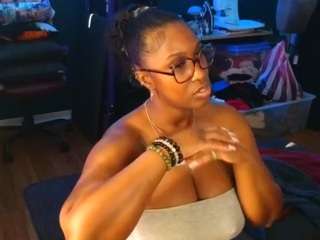 Ms Butterworths live cam