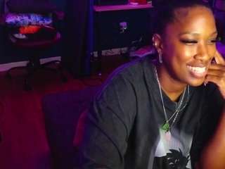 Ms Butterworths live cam