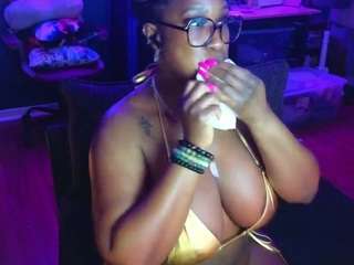 Live webcam model msbutterworths on Soda Cams