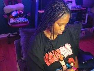 Live webcam model msbutterworths on Soda Cams