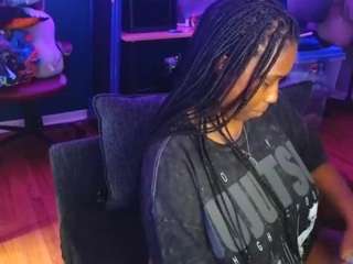 Live webcam model msbutterworths on Soda Cams