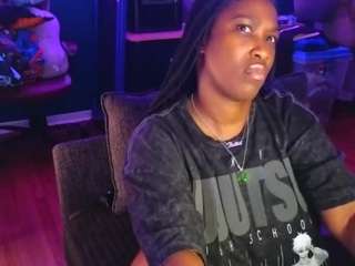 Live webcam model msbutterworths on Soda Cams