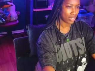 Live webcam model msbutterworths on Soda Cams