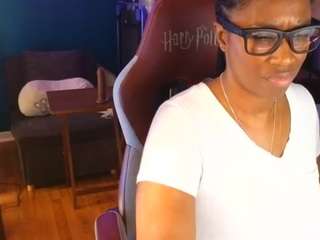 msbutterworths Live Webcam on CamSoda