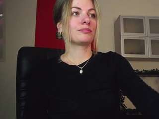 allofmee's CamSoda show and profile