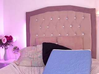 Sext Cams laia-turner camsoda