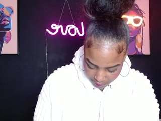 melaniebrown1's CamSoda show and profile