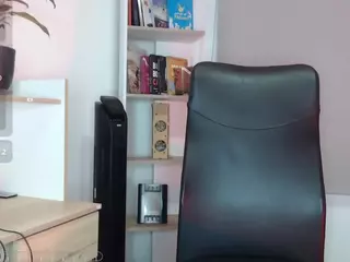 briannalorens's Live Sex Cam Show