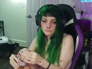 reneemaze Live Webcam on CamSoda