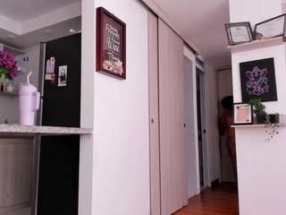 karlyee Webcam Model Profile