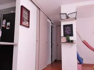 karlyee Webcam Model Profile