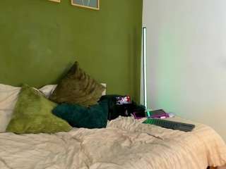 le modèle karlyee est en webcam porno dans un show sur le site camsoda, il possède les tags suivants: anal,nipple piercings,toys,tiny tits,tattoos,orgasm,normal,no smoking,lovense,blowjob,handjob,fuck machine,facial piercings,drinking,double penetration,doggy style,brown eyes,hd