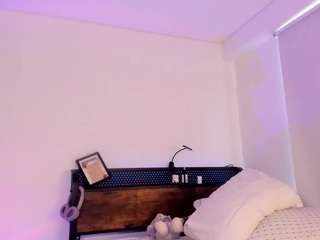 Karlyee live cam preview