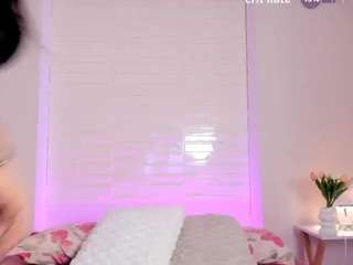 le modèle sophiastone est en webcam porno dans un show sur le site camsoda, il possède les tags suivants: anal,lovense,twerk,toys,tattoos,solo,role-play,public,orgasm,no smoking,ass-to-mouth,natural,foot-fetish,facial piercings,drinking,double-penetration,doggy-style,dildo,cum,brown eyes