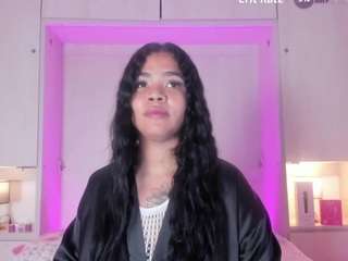 sophiastone's live room