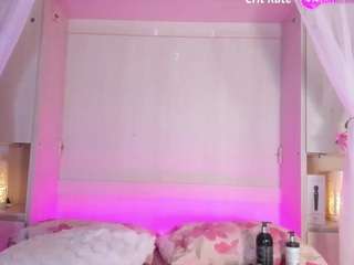 sophiastone Live Webcam on CamSoda