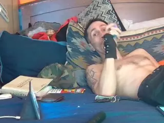 HambinoTheGreat's Live Sex Cam Show