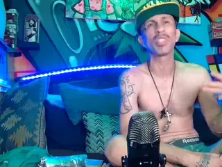 HambinoTheGreat's Live Sex Cam Show