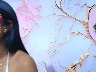 sharlottxl Live Webcam on CamSoda